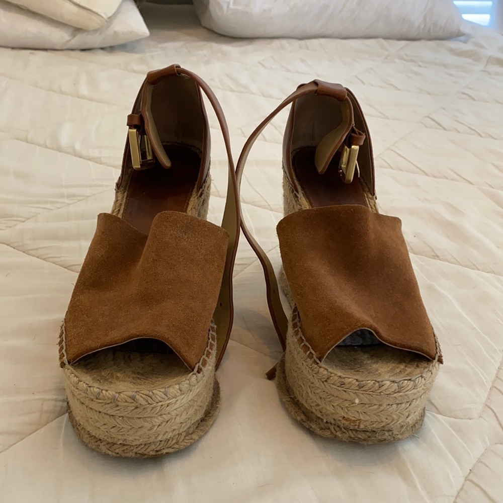 Marc fisher espadrilles